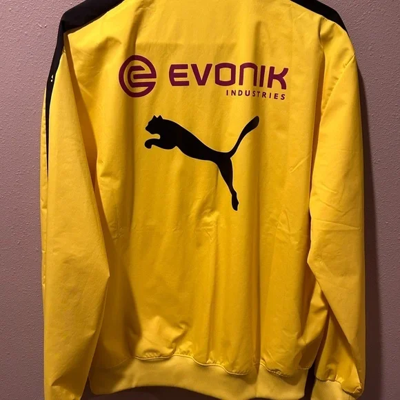 NWOT‎ Borussia Dortmund PUMA jacket - Picture 4 of 4